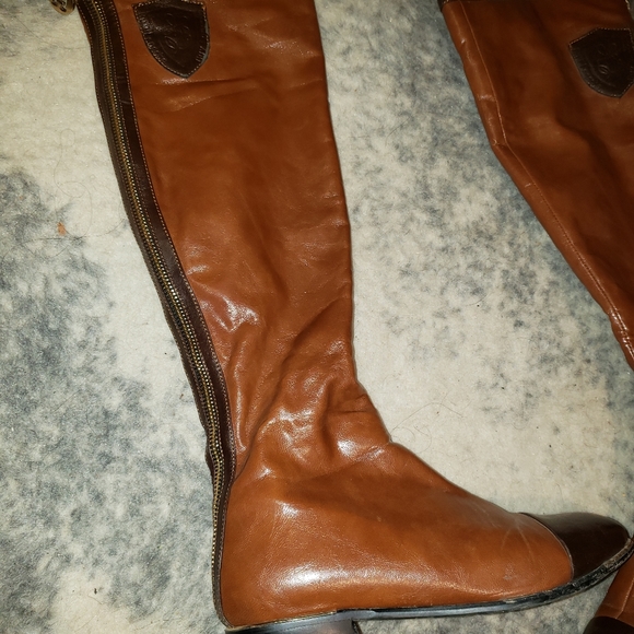 Knee high boots - Picture 3 of 3